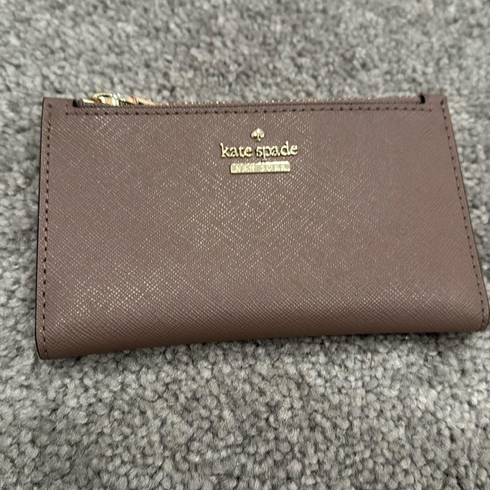 Wallet - image 1